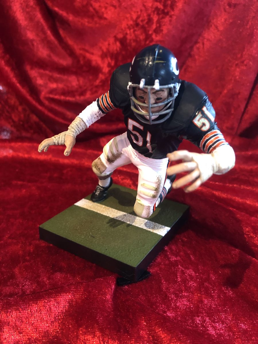 Dick Butkus Bears Guaranteed Authentic Autographed Mini-helmet Shadowbox