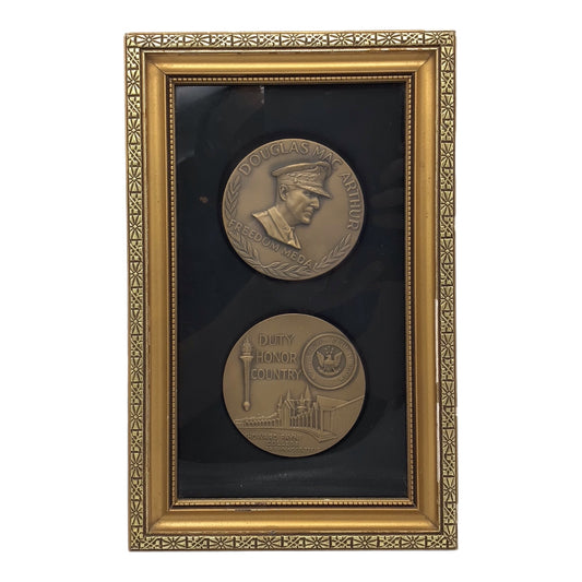 Douglas MacArthur Freedom Medal & Howard Payne Commemorative – Framed Display
