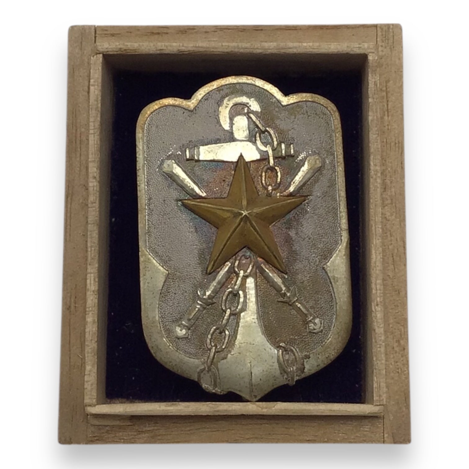 WWII Japanese Time Expired Soldiers Badge with Rosette Backing in Rare Award Presentation Box