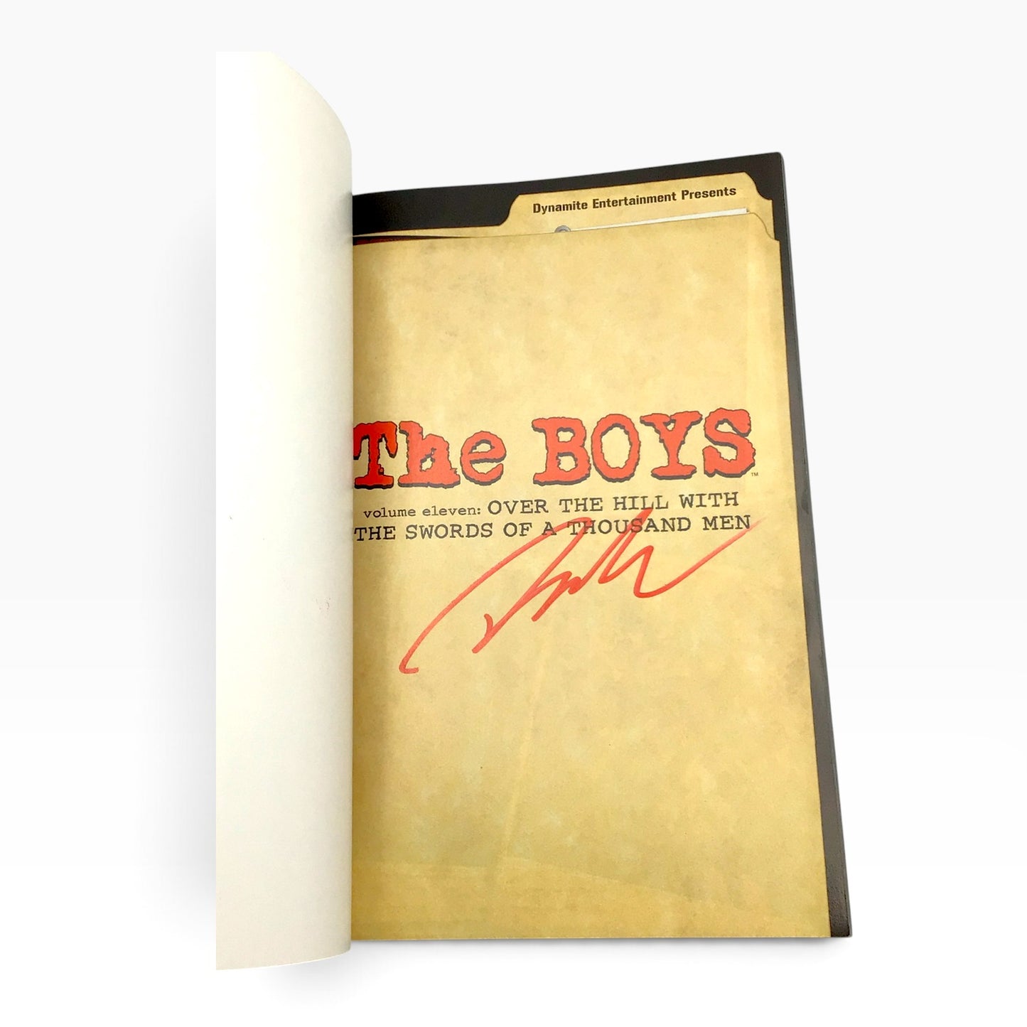 The Boys #11: Over the Hill with the Swords of a Thousand Men (2012) – Signed by Darick Robertson - Mint