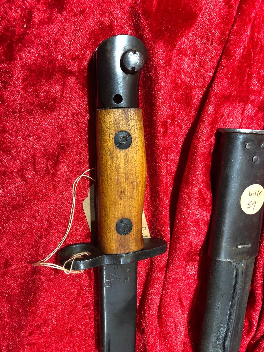 Enfield No. 1 Mk. 2 Bayonet, factory Ishapore, with sheath