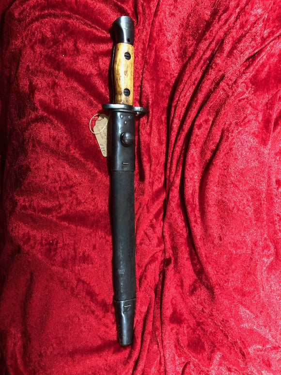 Enfield No. 1 Mk. 2 Bayonet, factory Ishapore, with sheath