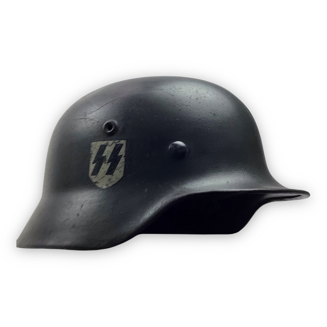 Exceptionally Rare German WW2 Waffen-SS M1935 Single Decal Combat Helmet - Named