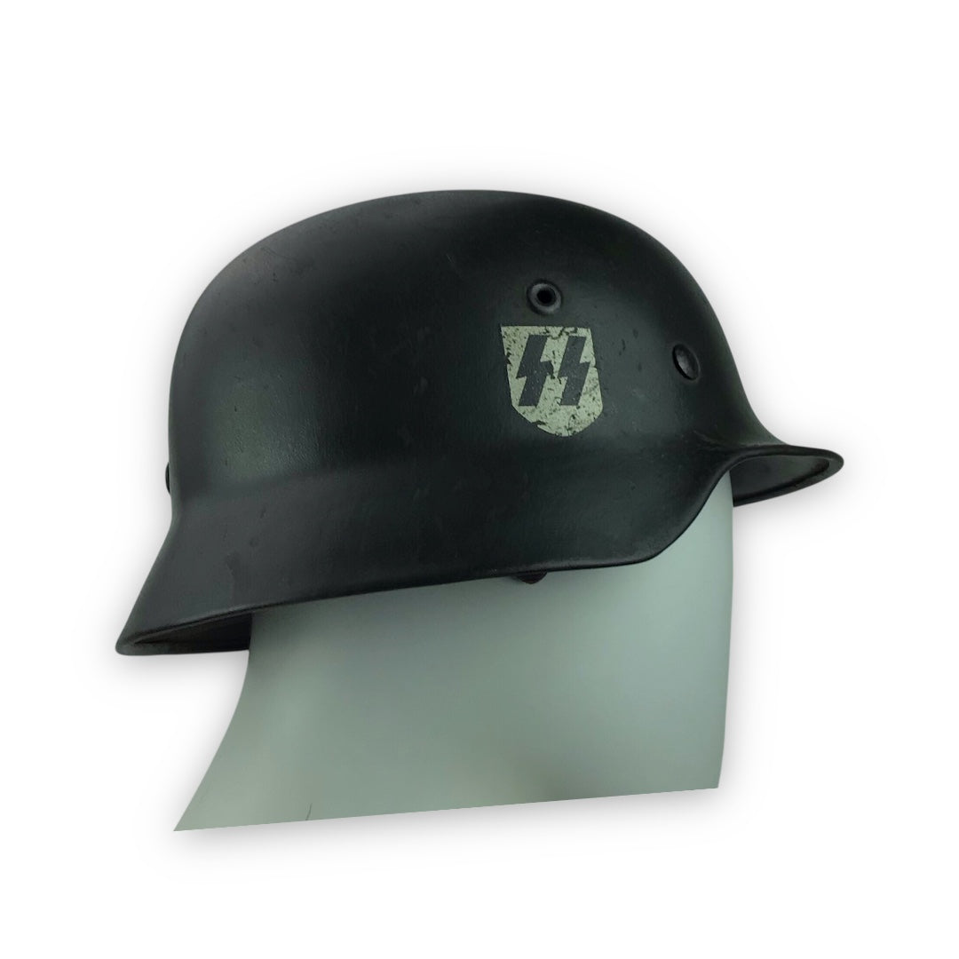 Exceptionally Rare German WW2 Waffen-SS M1935 Single Decal Combat Helmet - Named