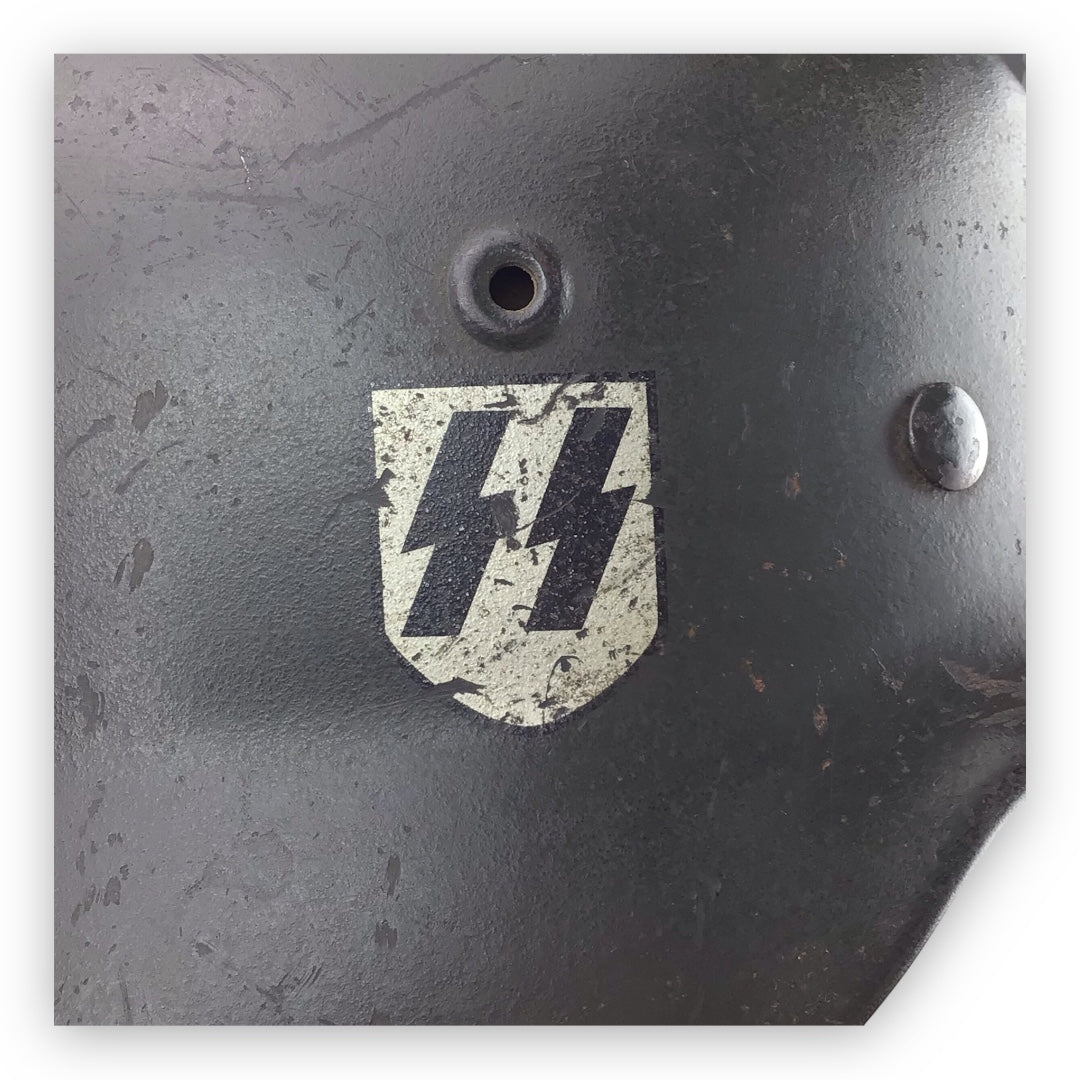 Exceptionally Rare German WW2 Waffen-SS M1935 Single Decal Combat Helmet - Named