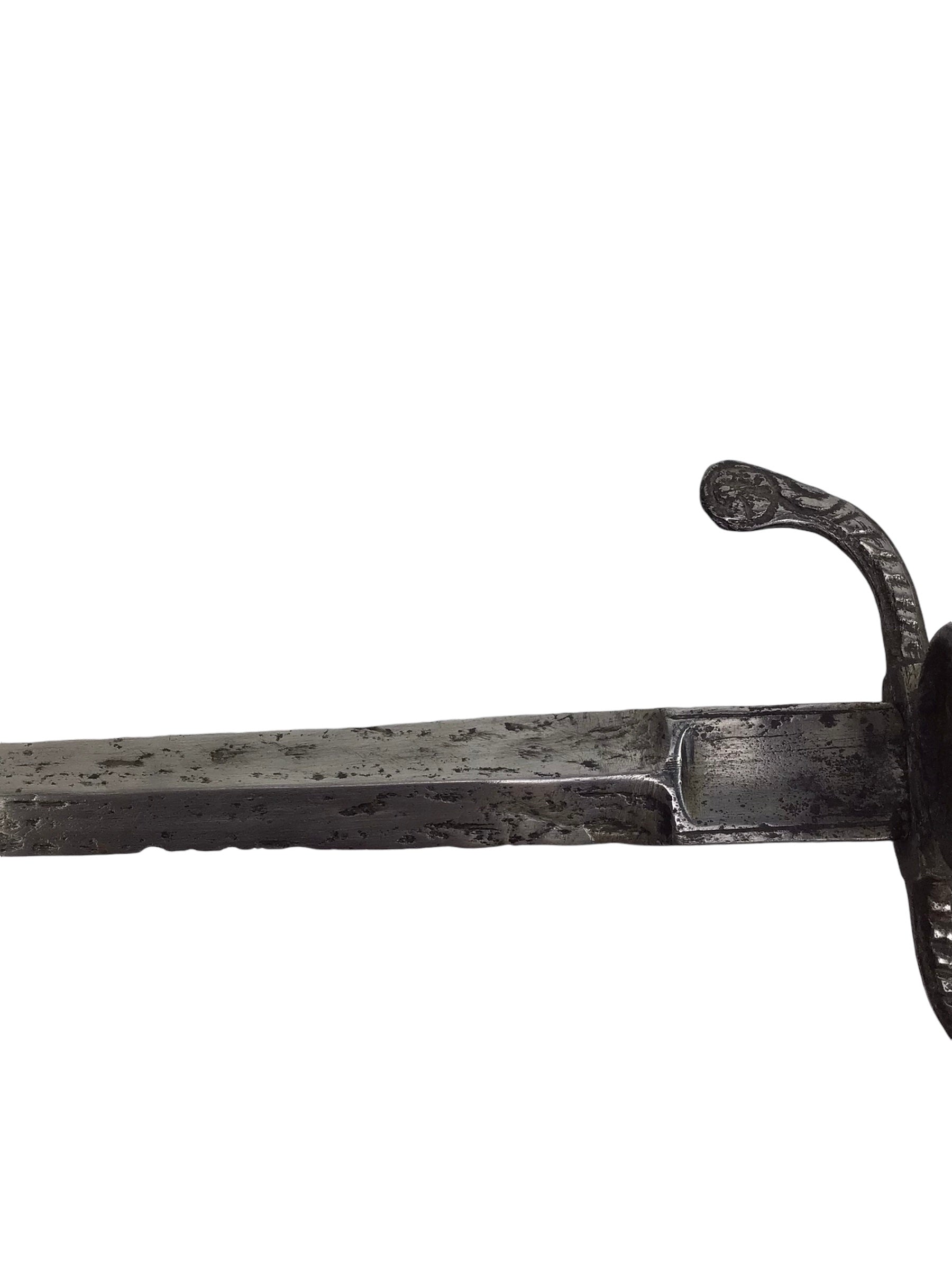 Exquisite 17th Century European Left-Handed Dagger – Combat & Collectible Artifact