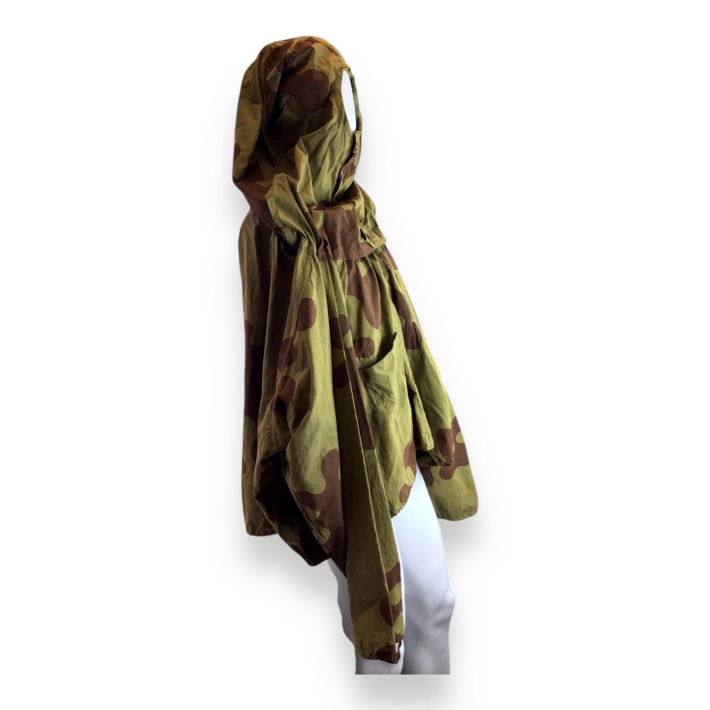 Extremely Rare WW2 Soviet Sniper Smock with Face Veil | Amoeba Camouflage | Museum Provenance