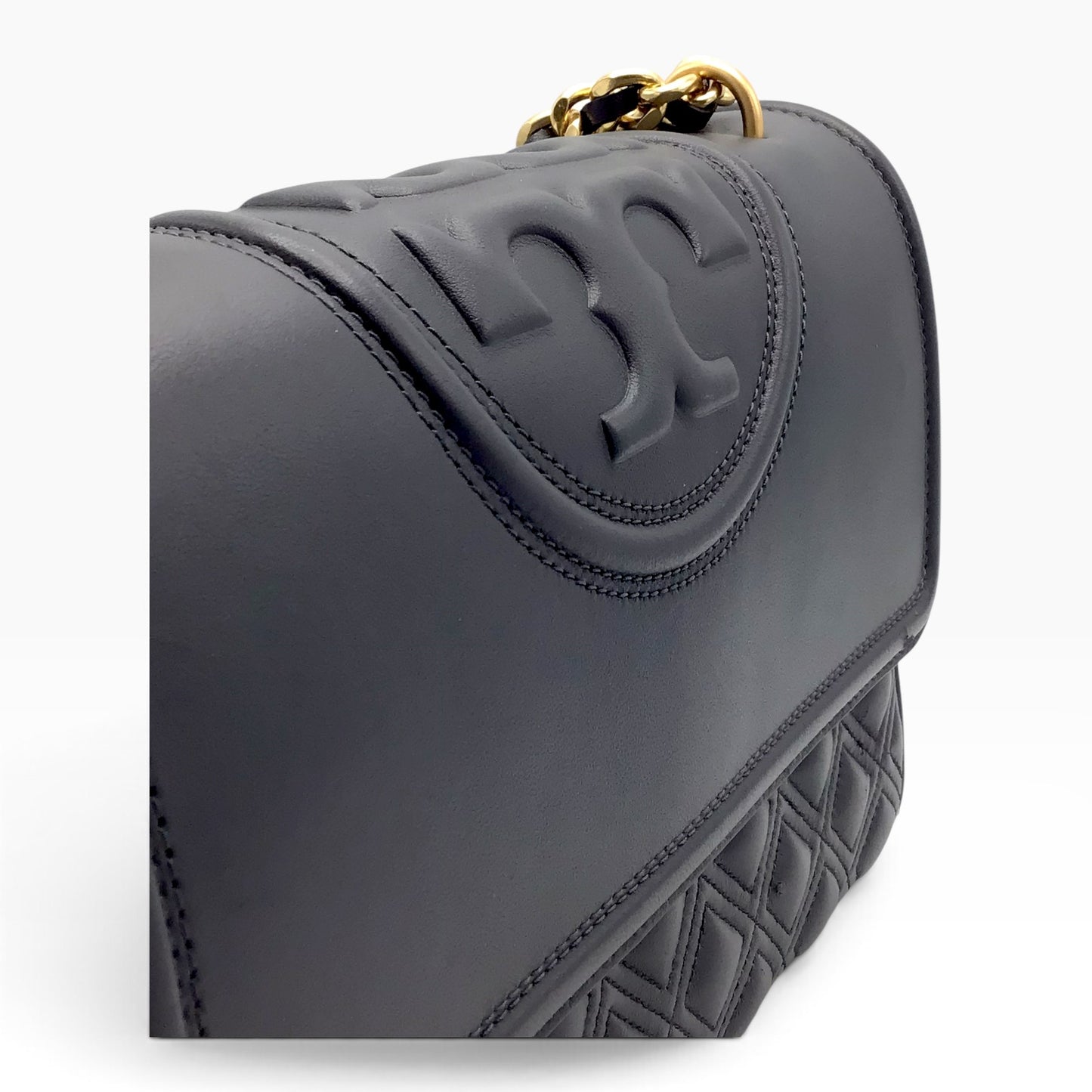Tory Burch Fleming Overcast Dark Gray Quilted Leather Crossbody Shoulder Bag – Silver Maple 43833 - Gold-Tone Hardware