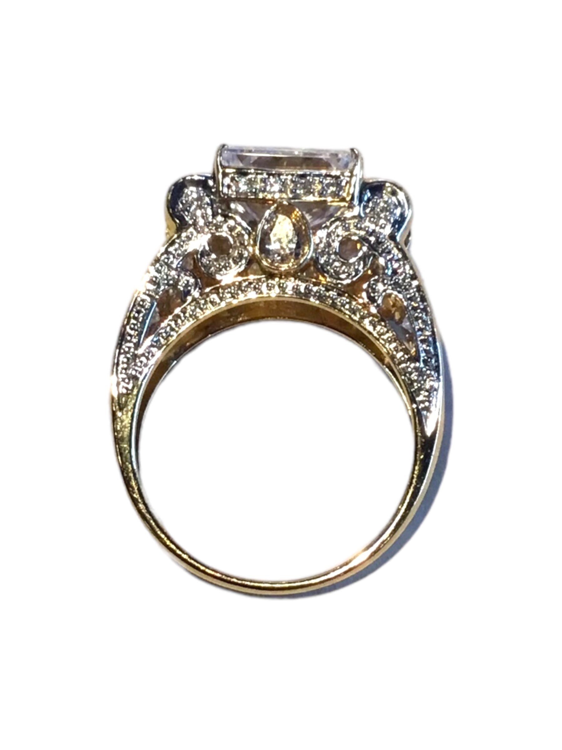 Faux Diamond Ring in 14K Gold Estate Medium Diamond high mount