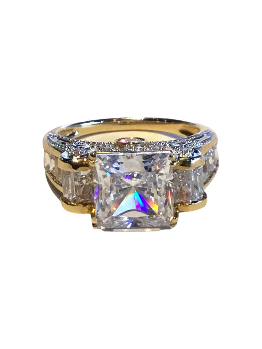 Faux Diamond Ring in 14K Gold Estate Medium Diamond high mount