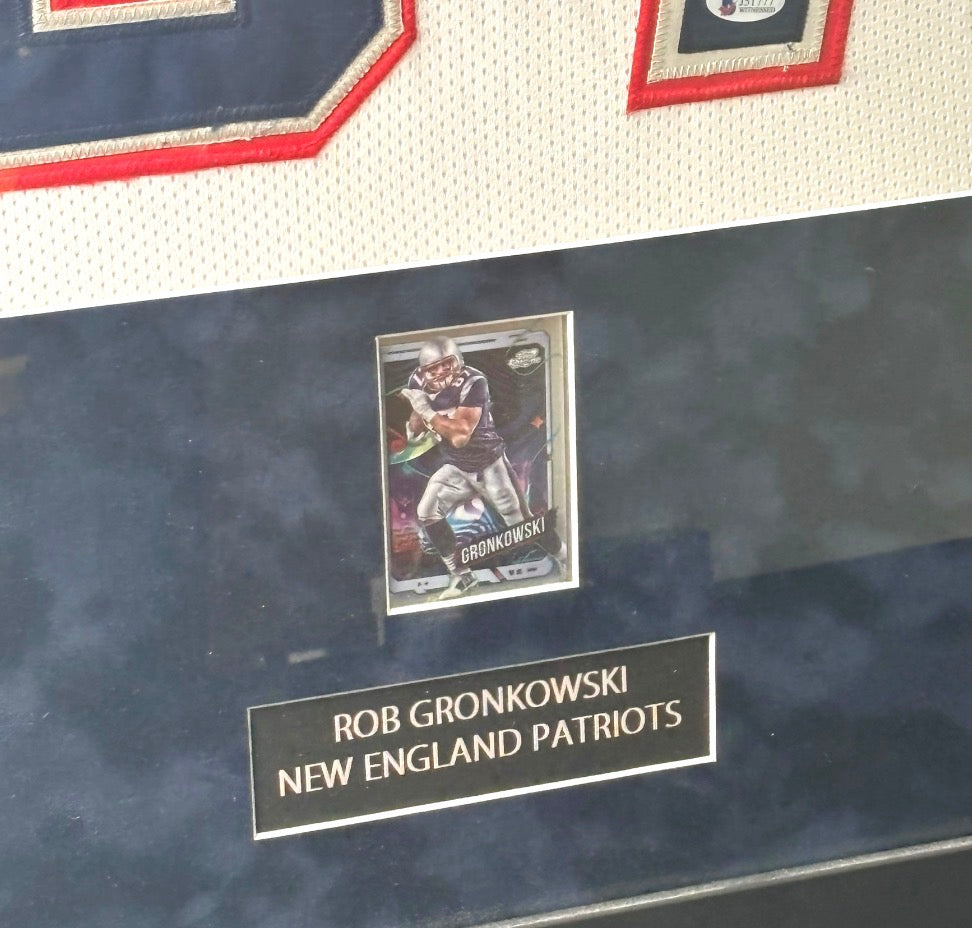 Framed Rob Gronkowski Signed Patriots Jersey w/ Beckett Auth. & Chrome Cosmic Card