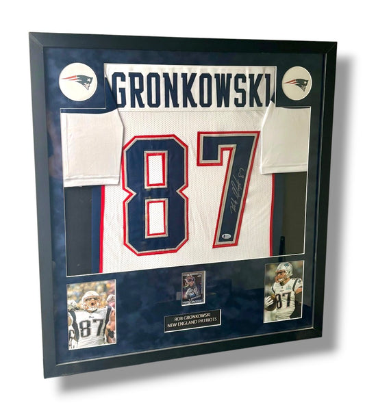 Framed Rob Gronkowski Signed Patriots Jersey w/ Beckett Auth. & Chrome Cosmic Card