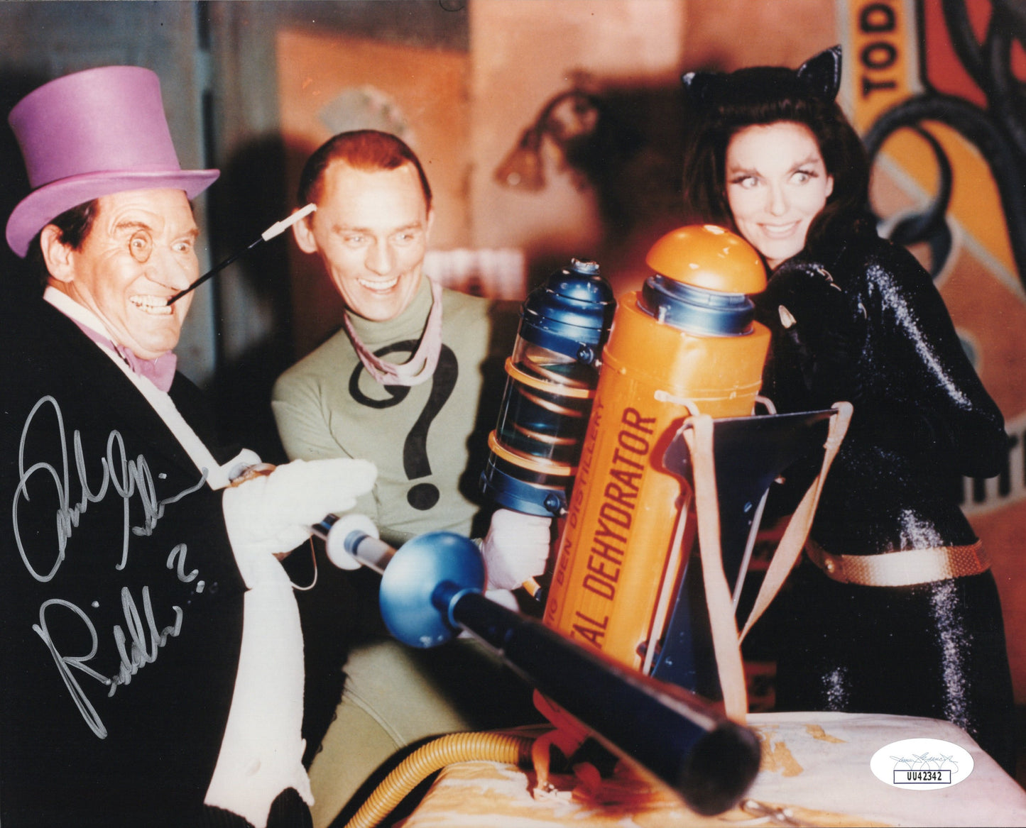 Frank Gorshin Signed 8x10 Photo as The Riddler – Batman Cast – JSA & PSA Certified