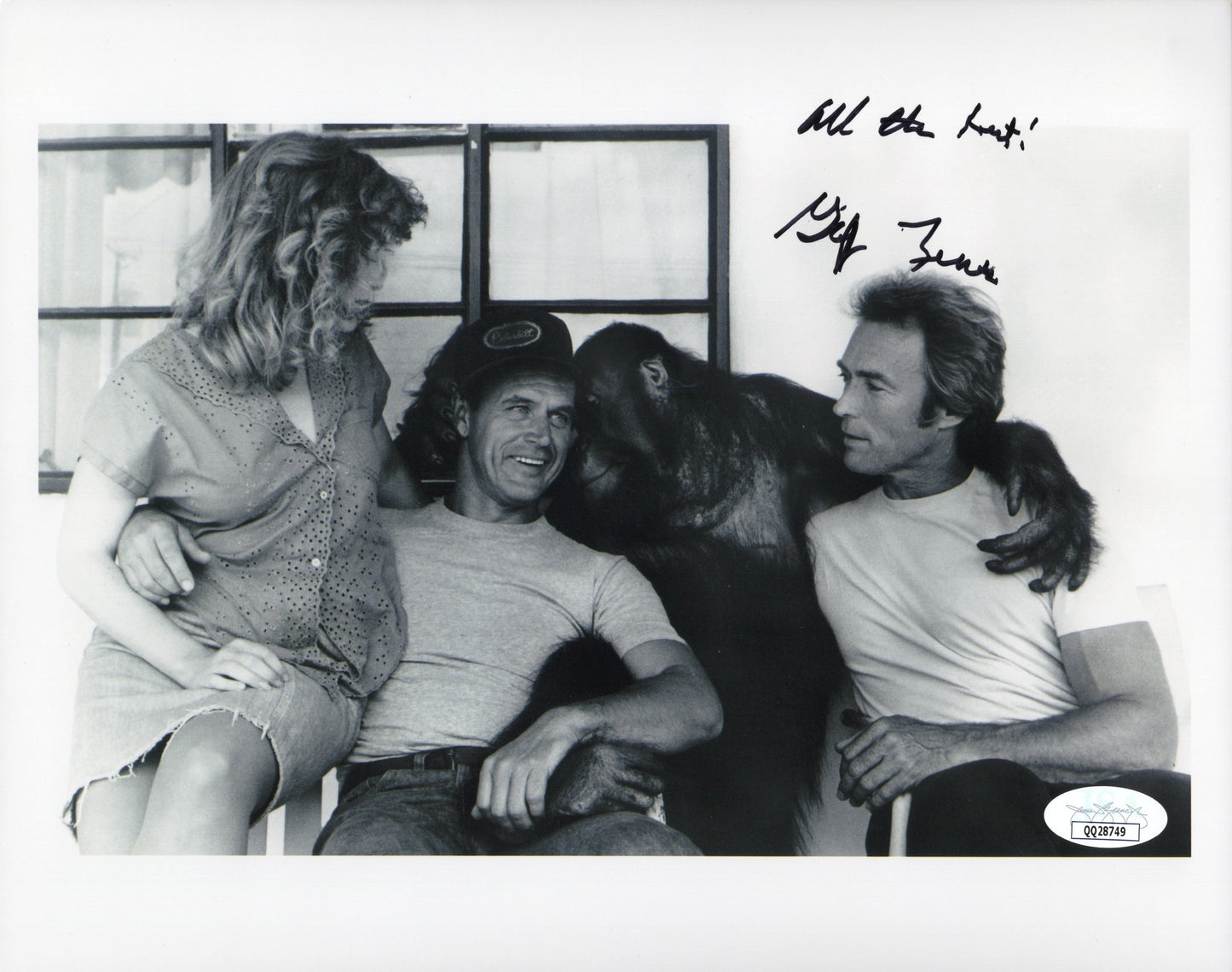 Geoffrey Lewis Signed Photo Every Which Way But Loose - Rare! 8x10, JSA Certified Authentic QQ28749