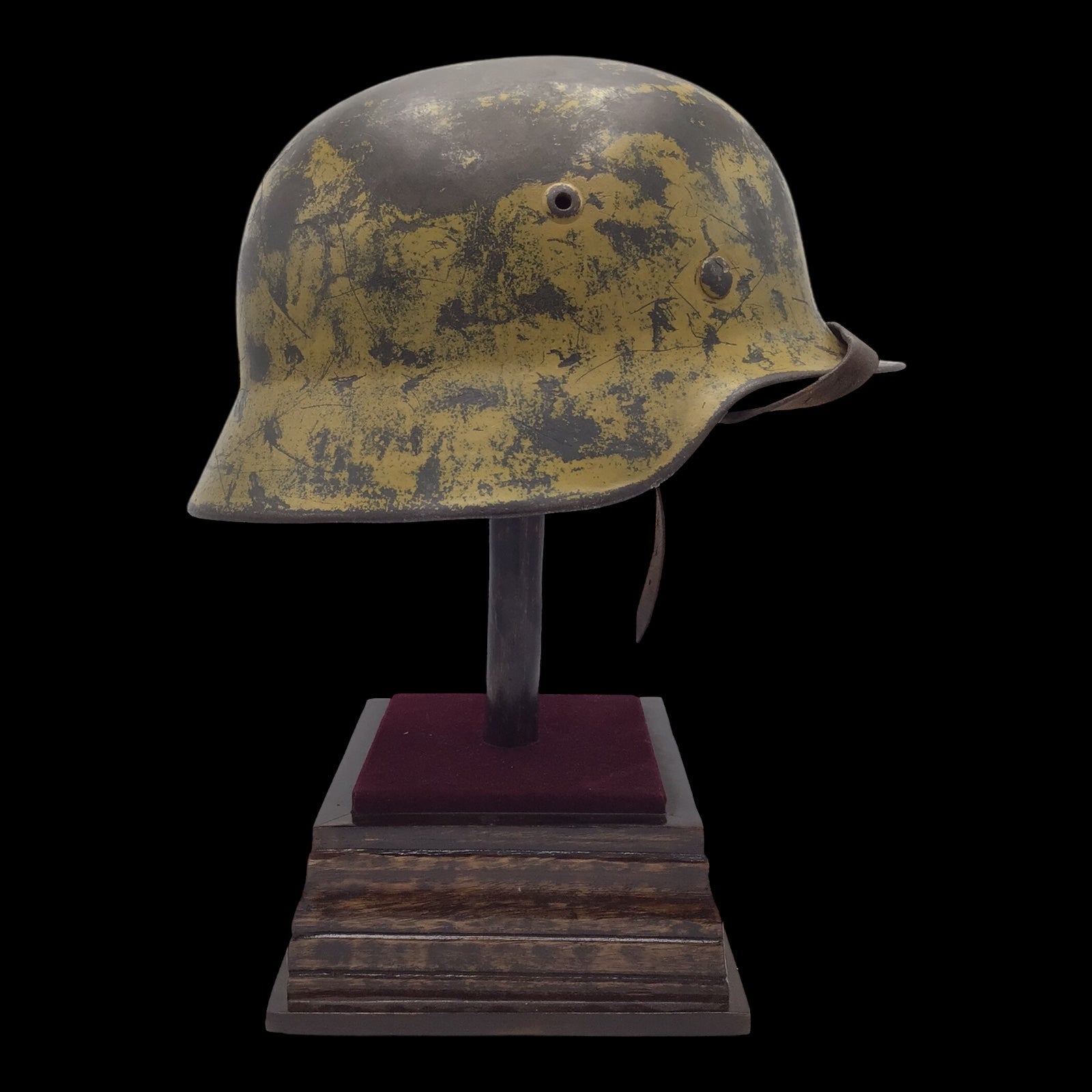 German WW2 M40 Heer Tropical Camouflage Combat Helmet - ET64 - DAK Style Camouflage