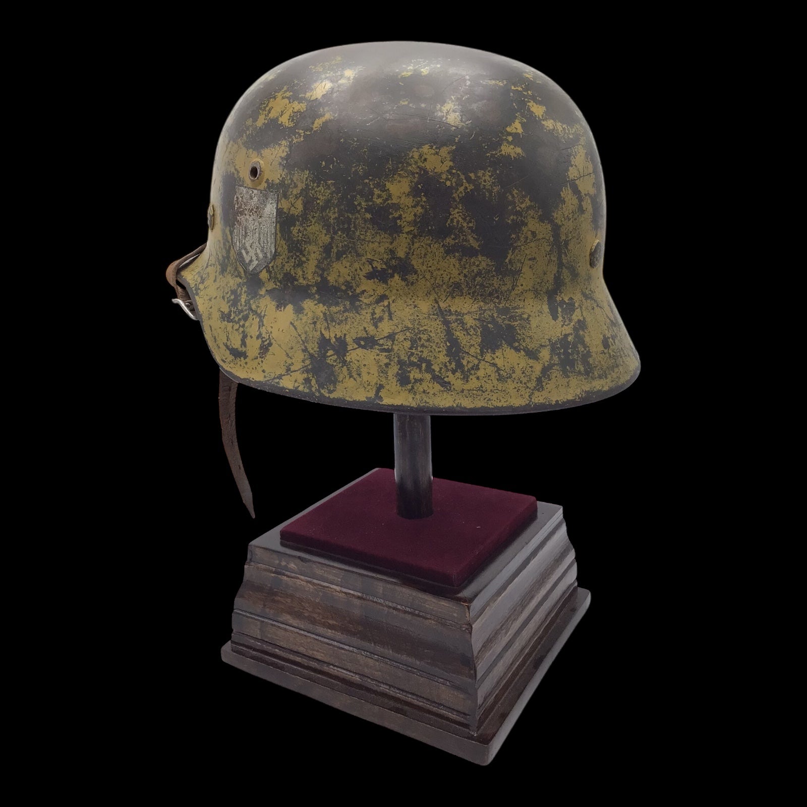 German WW2 M40 Heer Tropical Camouflage Combat Helmet - ET64 - DAK Style Camouflage