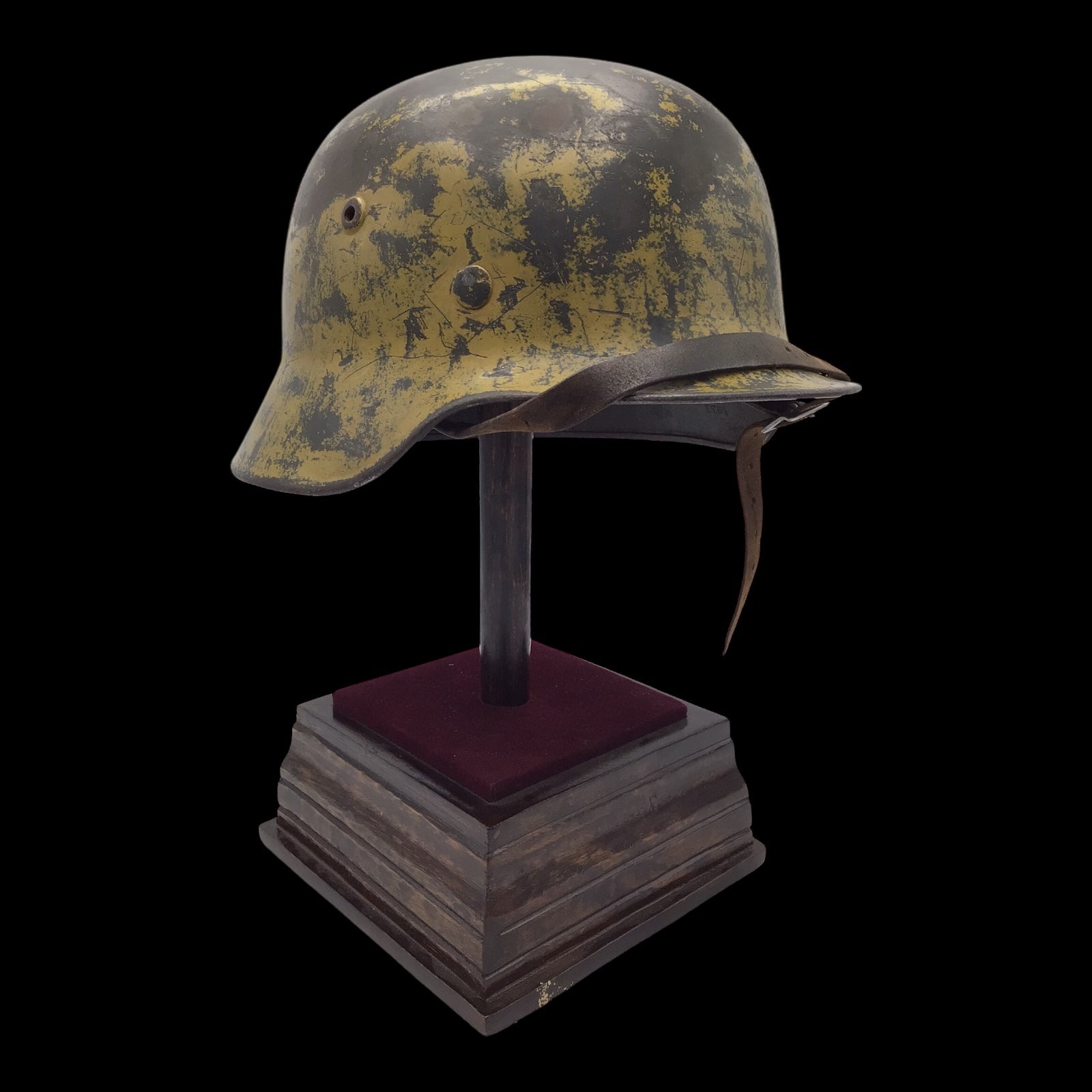 German WW2 M40 Heer Tropical Camouflage Combat Helmet - ET64 - DAK Style Camouflage