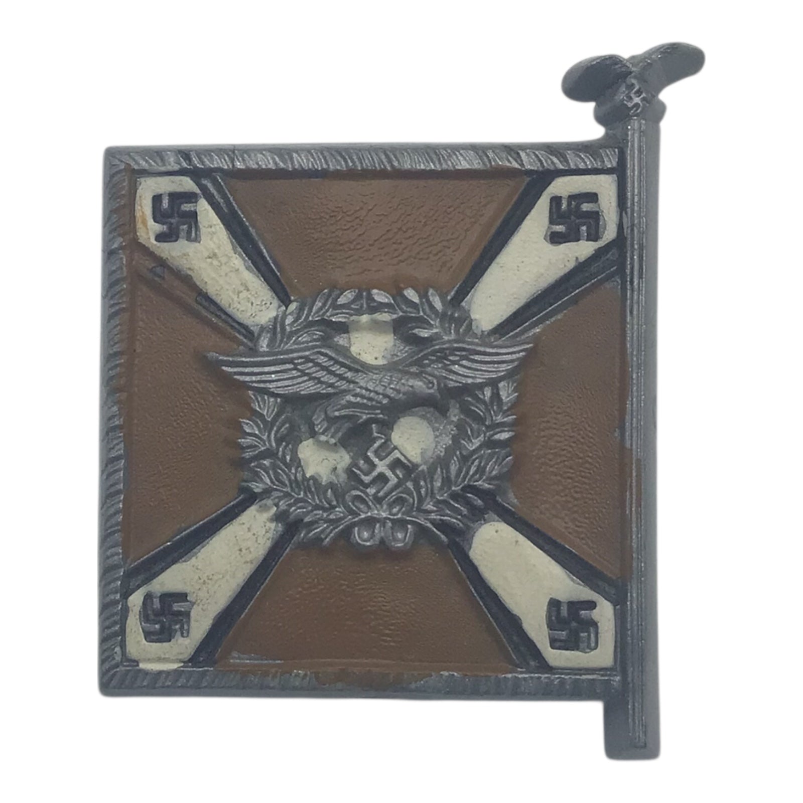 German WW2 WHW (Winterhilfswerk Des Deutschen Volkes) Donation Tinnie (Luftwaffe Standard)