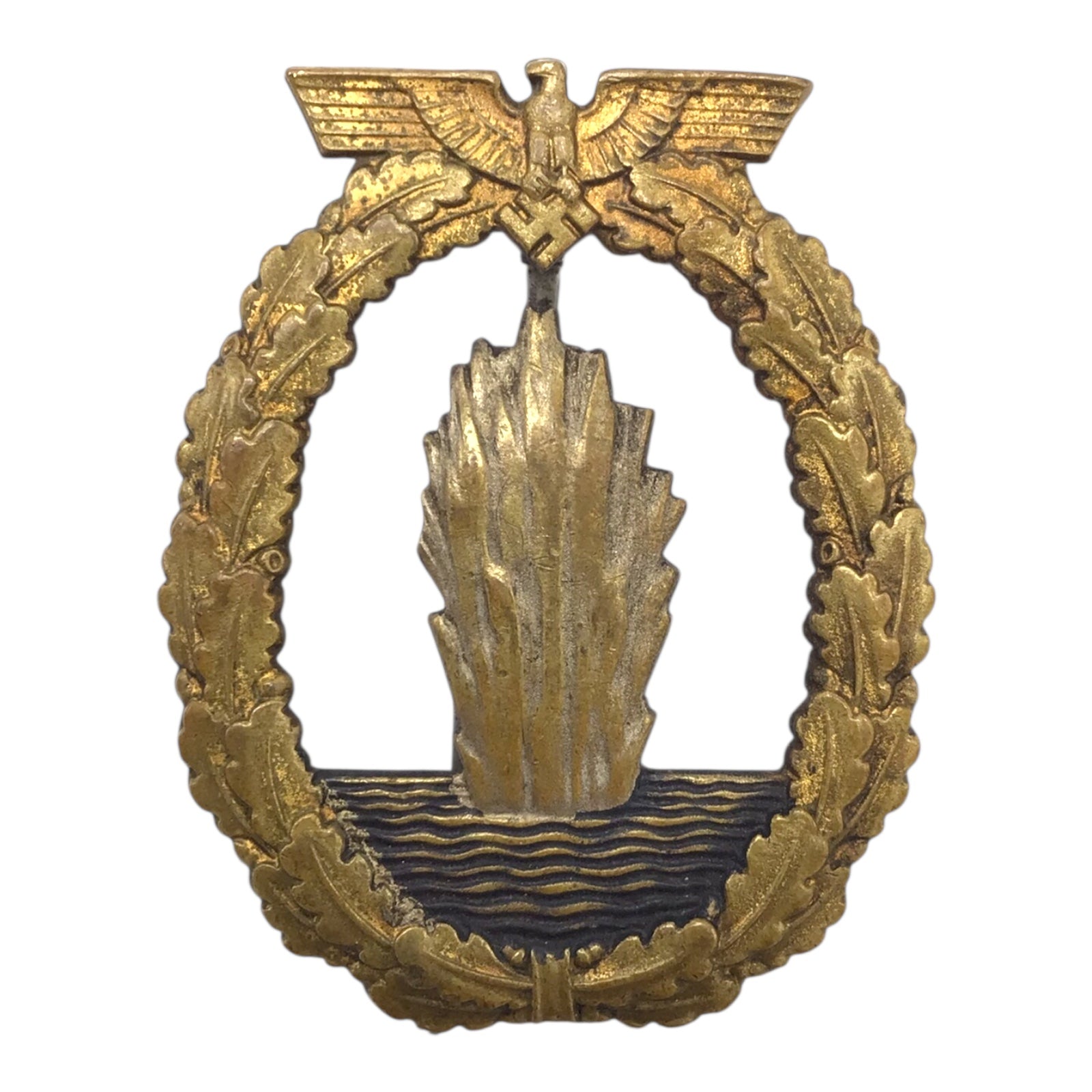 German WWII Kriegsmarine Minesweeper War Badge - Otto Placzek & Schwerin (Dual-Marked Tombak)