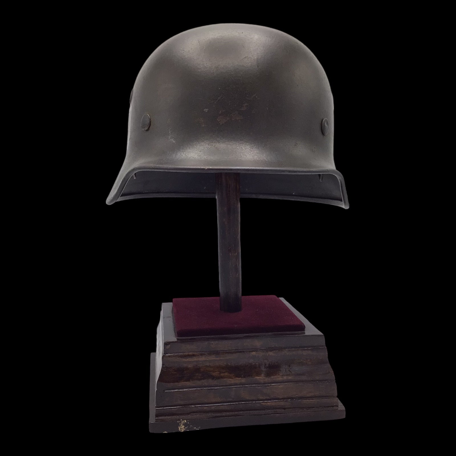 German WWII M40 Single Decal Waffen-SS Combat Helmet