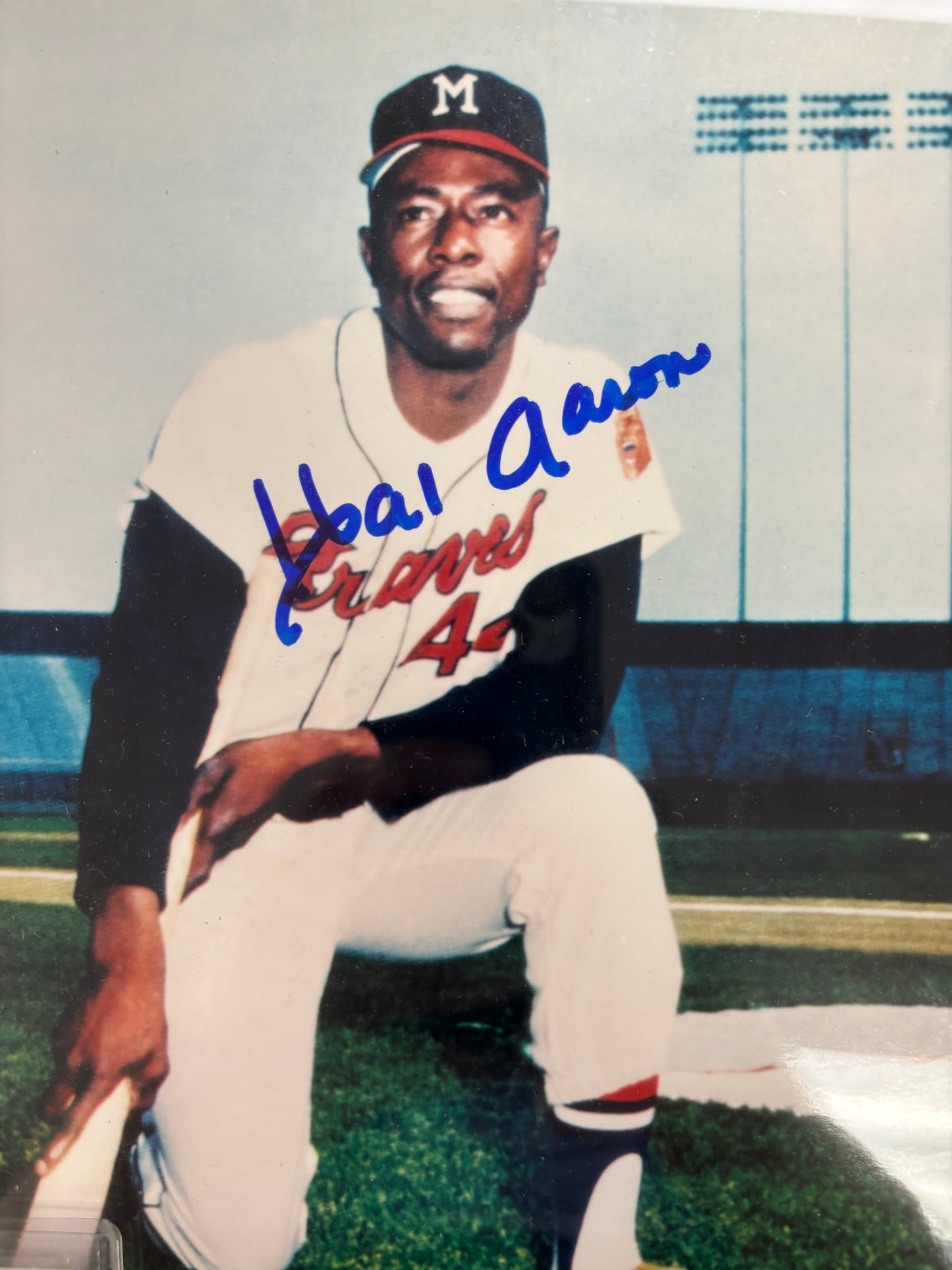 Hank Aaron Signed Silver Framed 8x10 Photo with Relic Bat Card #199/500 w/ GV Cert.