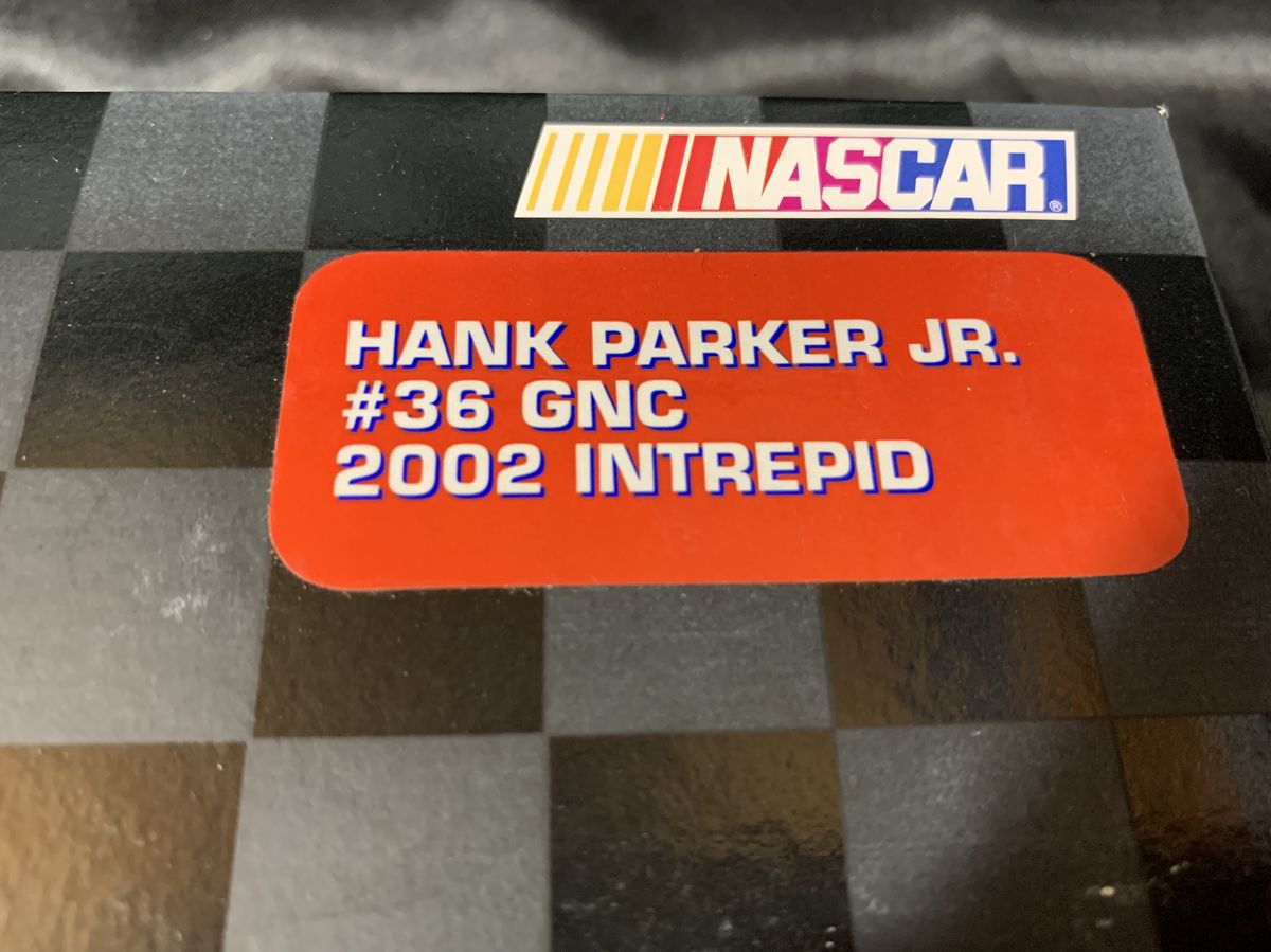 Hank Parker Jr #36 GNC Live Well 2001 Authentics 1/24 Scale NASCAR Busch Diecast