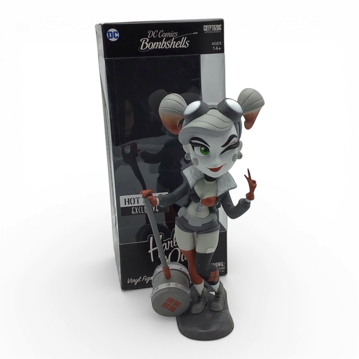 Harley Quinn DC Comics Bombshells Noir Edition - Hot Topic Exclusive