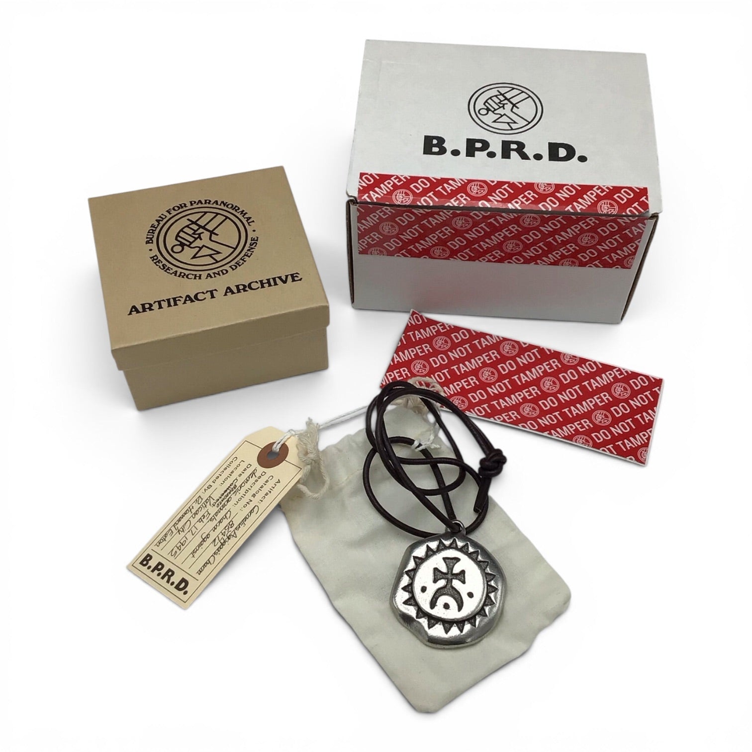 Hellboy B.P.R.D. Artifact Archive - Cornelius Agrippa's Charm