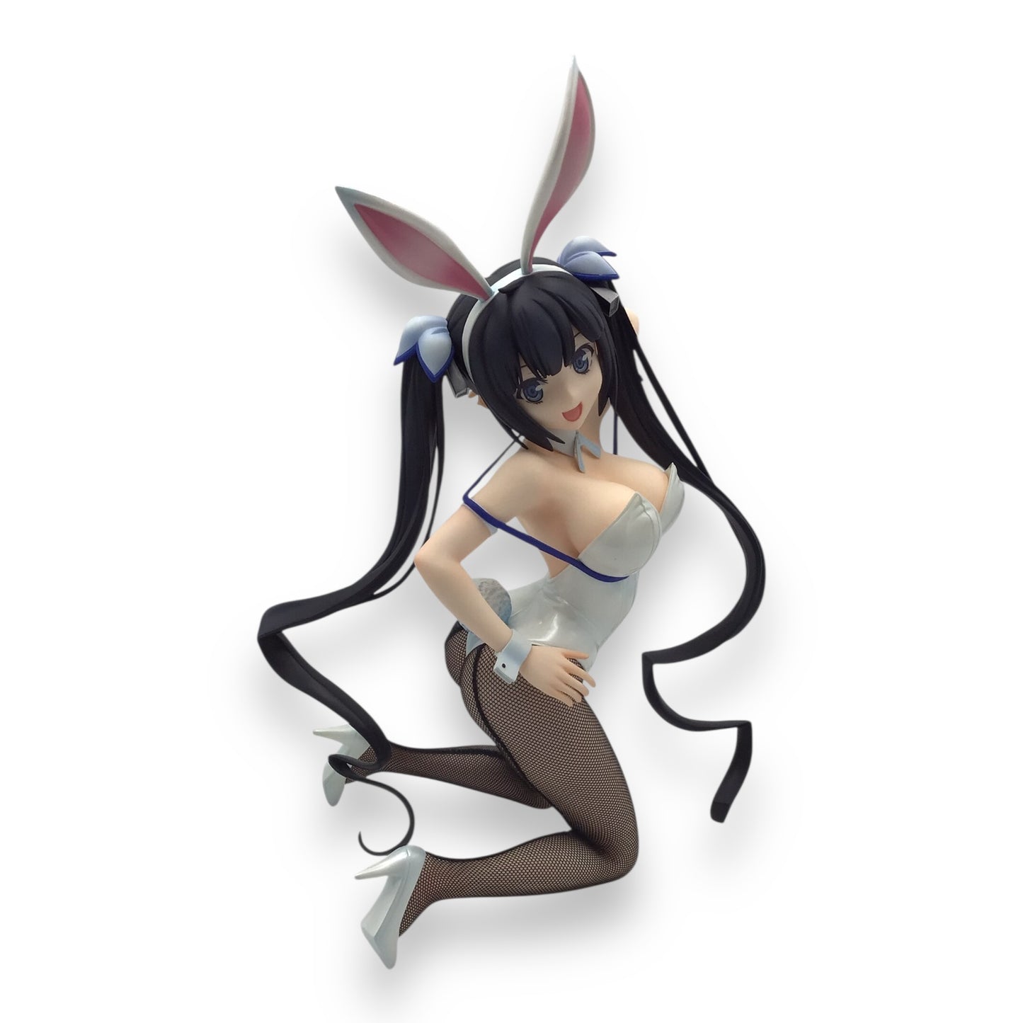 Hestia Bunny Version 1/4 Scale Figure - Is It Wrong to Try to Pick Up Girls in a Dungeon?