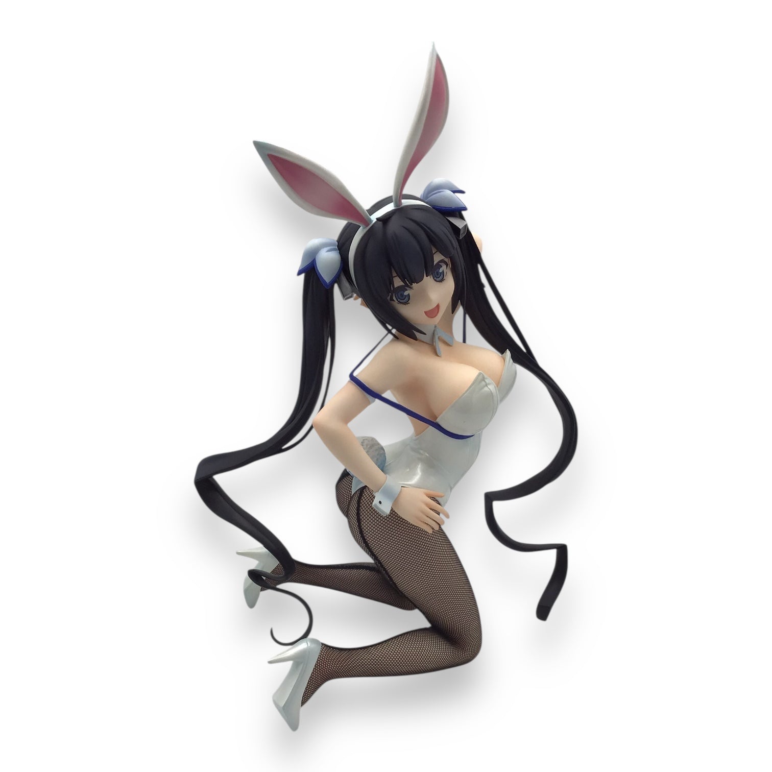 Hestia Bunny Version 1/4 Scale Figure - Is It Wrong to Try to Pick Up Girls in a Dungeon?