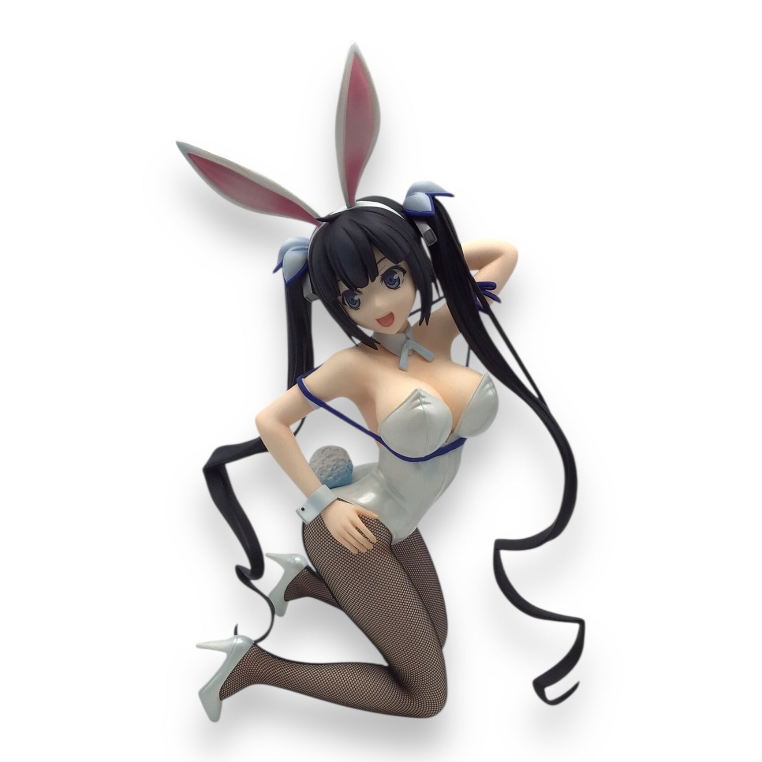 Hestia Bunny Version 1/4 Scale Figure - Is It Wrong to Try to Pick Up Girls in a Dungeon?