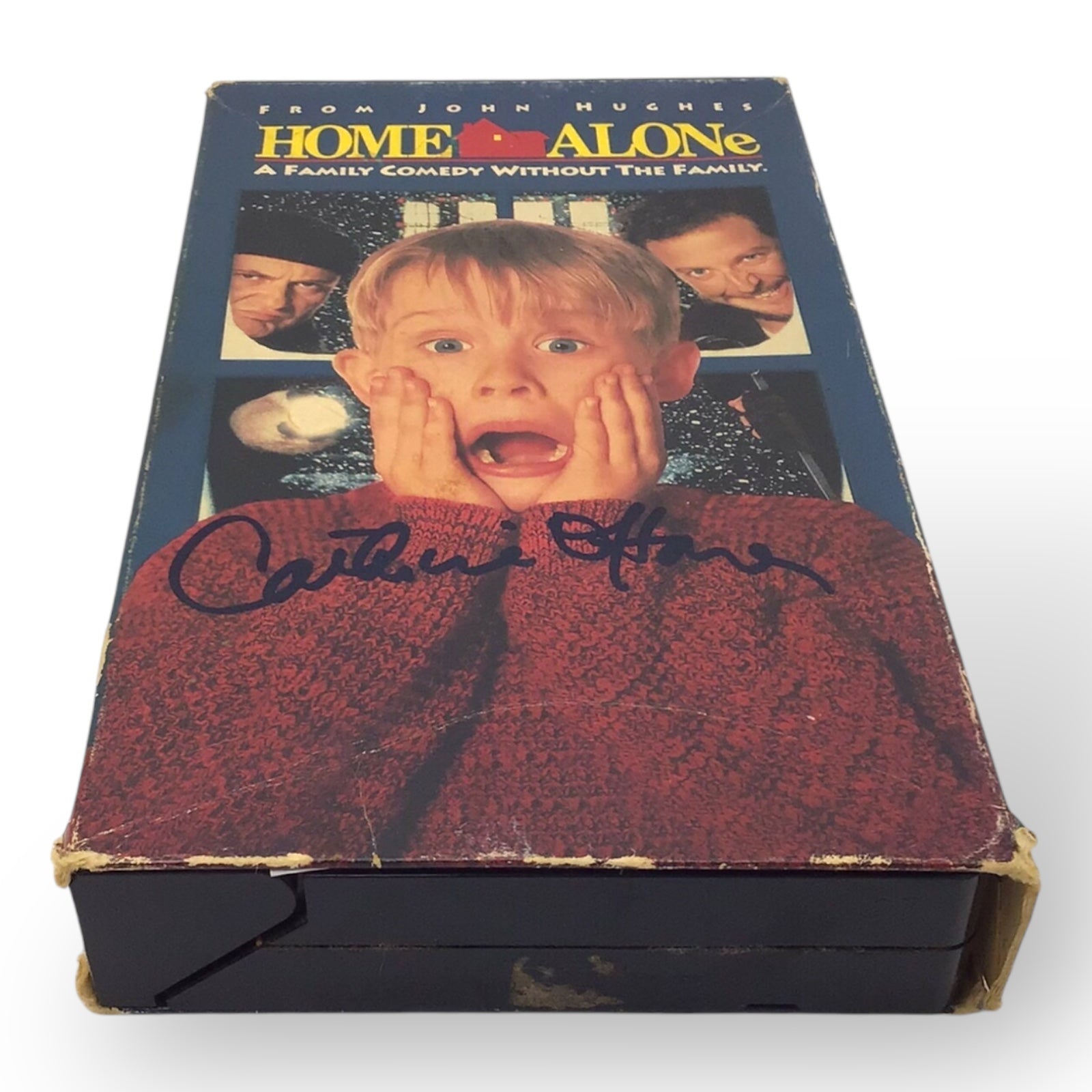 Home Alone – Catherine O’Hara Signed VHS Tape – JSA Authenticated COA