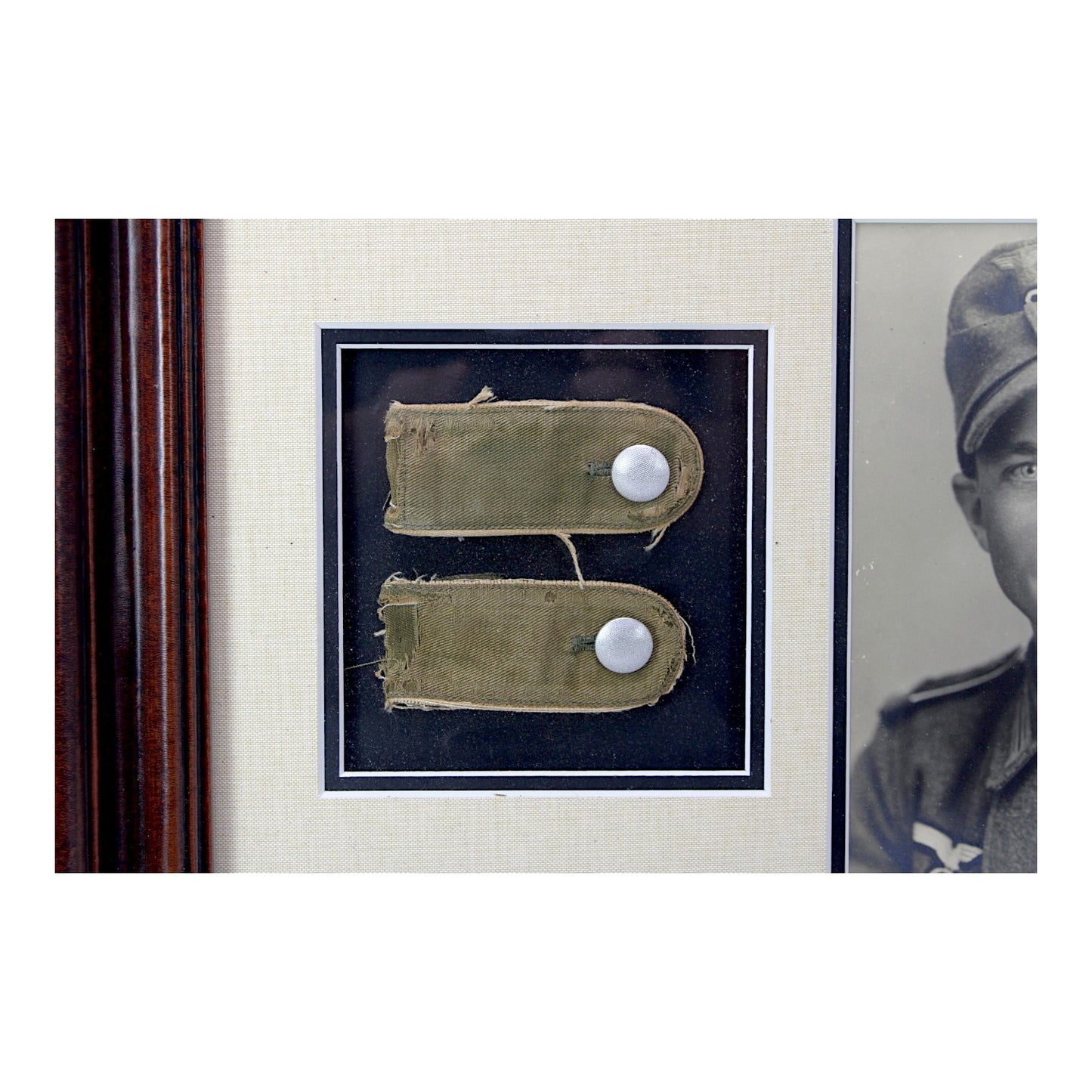 Afrika Korps German WW2 Collection with Rommel signed Order! – Collection includes a photo of the German Afrika Korps Soldier, (2) of his Afrika Korps Shoulder Boards Uniform removed, and Army Flak Badge with Rommel signed Award Document.