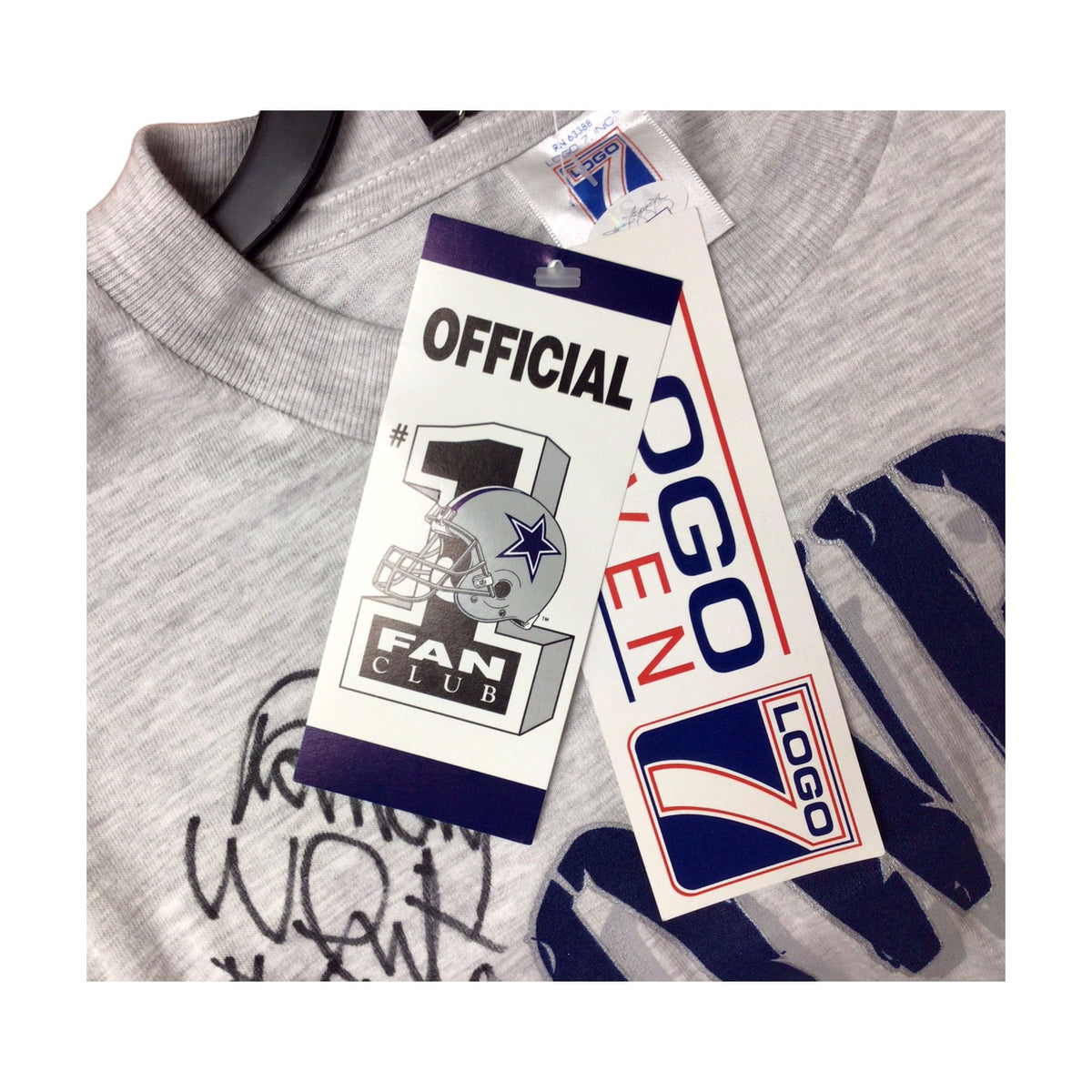 Vintage 1990s Dallas Cowboys Randy White #54 Signed Athletic Issue T-Shirt – JSA Certified