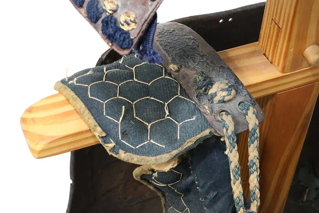 Japanese Samurai Edo Period Helmet - Armor + Breastplate - Helmet w/ Crest