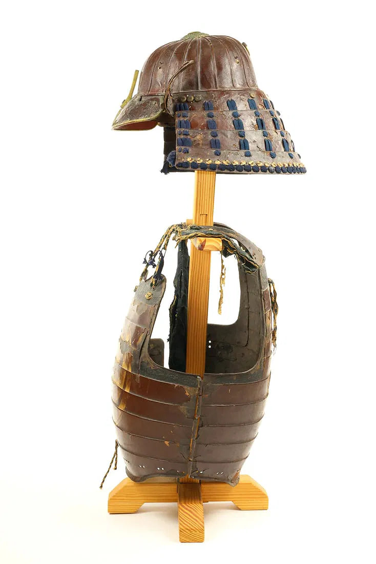 Japanese Samurai Edo Period Helmet - Armor + Breastplate - Helmet w/ Crest