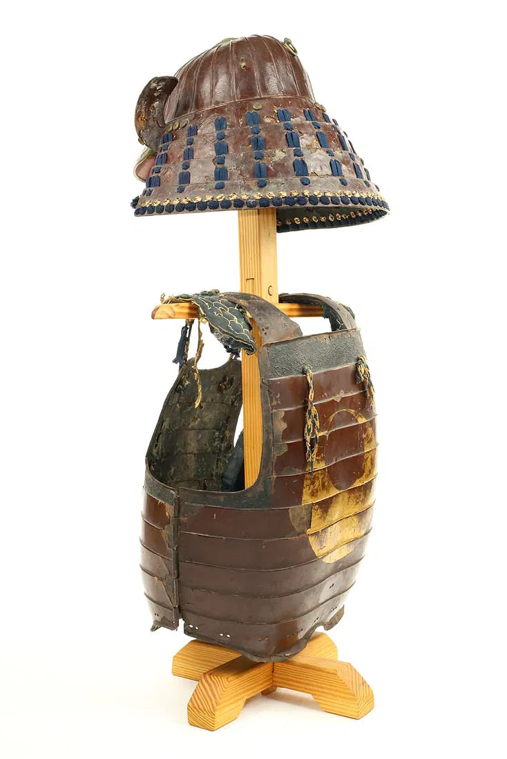 Japanese Samurai Edo Period Helmet - Armor + Breastplate - Helmet w/ Crest