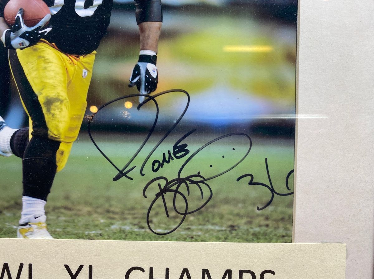 Jerome Bettis Autographed Photo 8x10" Pittsburgh Steelers, Framed