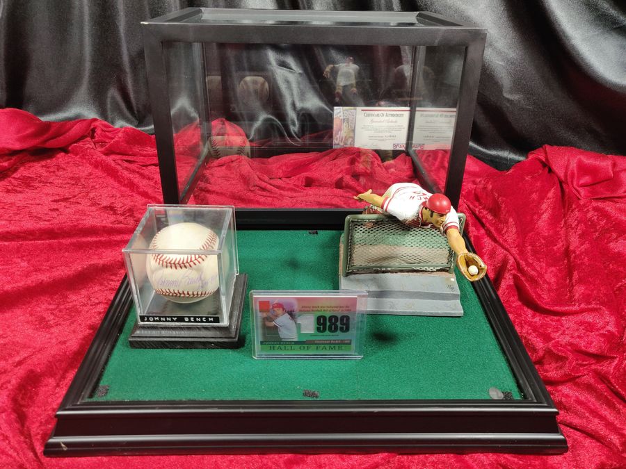 Johnny Bench Signed Baseball Shadowbox 9x10x12 Reds HOF 89 JSA w/ Card + Figure