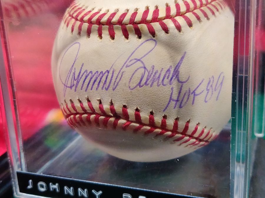 Johnny Bench Signed Baseball Shadowbox 9x10x12 Reds HOF 89 JSA w/ Card + Figure