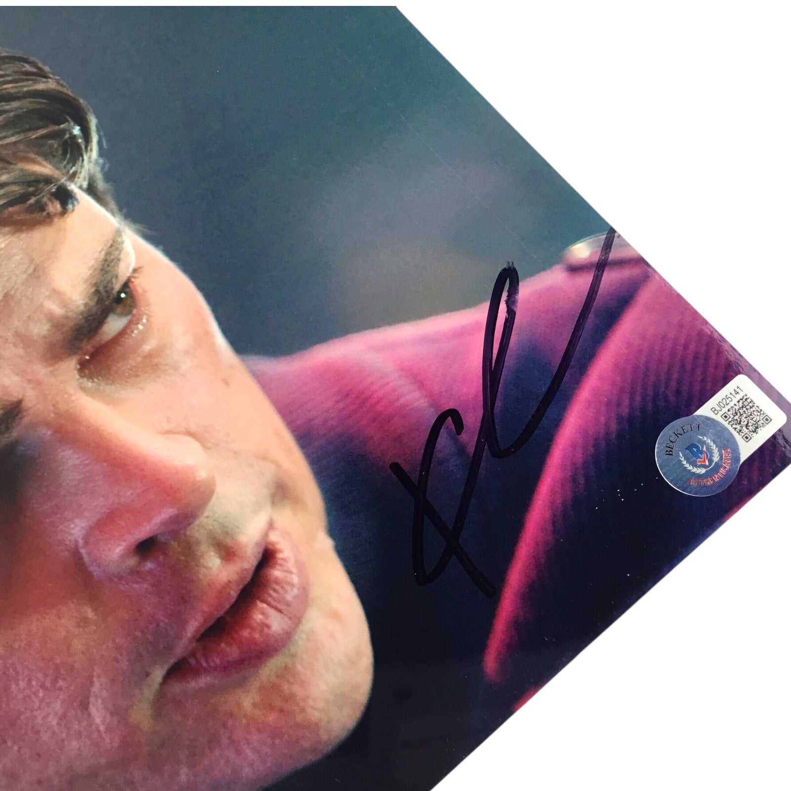 Karl Urban Signed 8x10 Star Trek McCoy Photo (Beckett Certified)