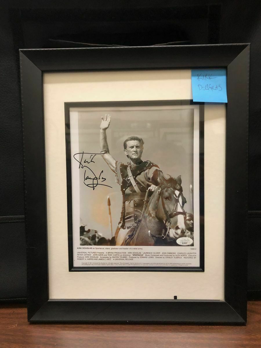 Kirk Douglas autographed Spartacus photo w/ JSA Certification