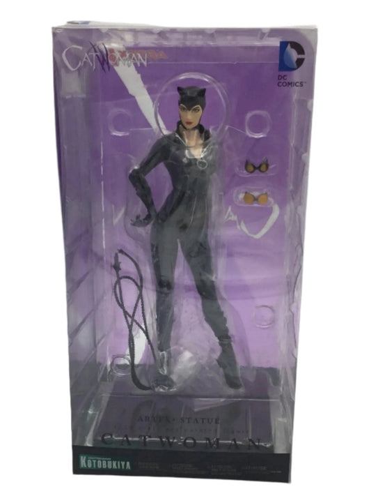 Kotobukiya ArtFX - Catwoman 1/10 Scale Statue - DC Comics