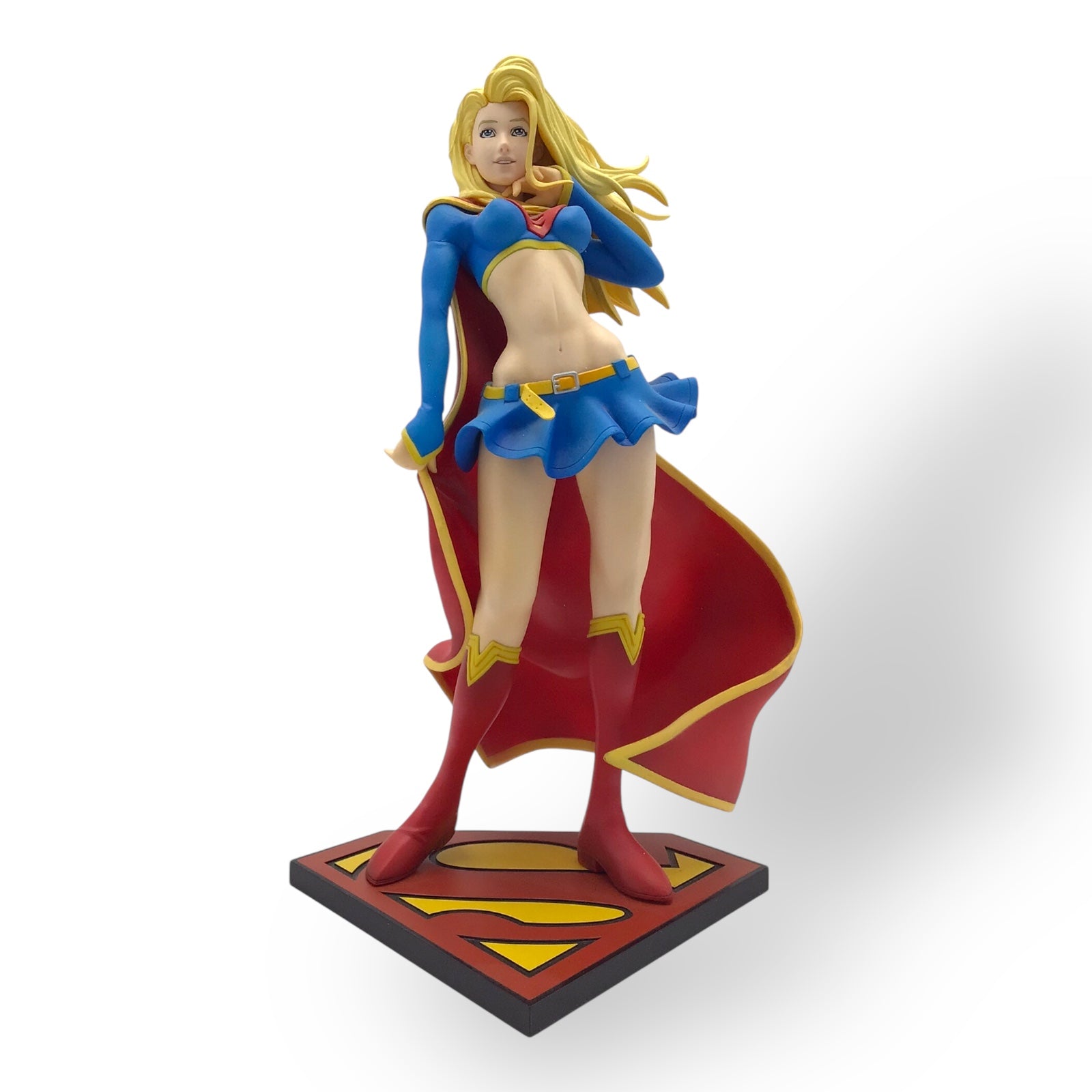 Kotobukiya Supergirl 1/6 Scale Pre-Painted PVC Statue - DC ArtFX Collectible