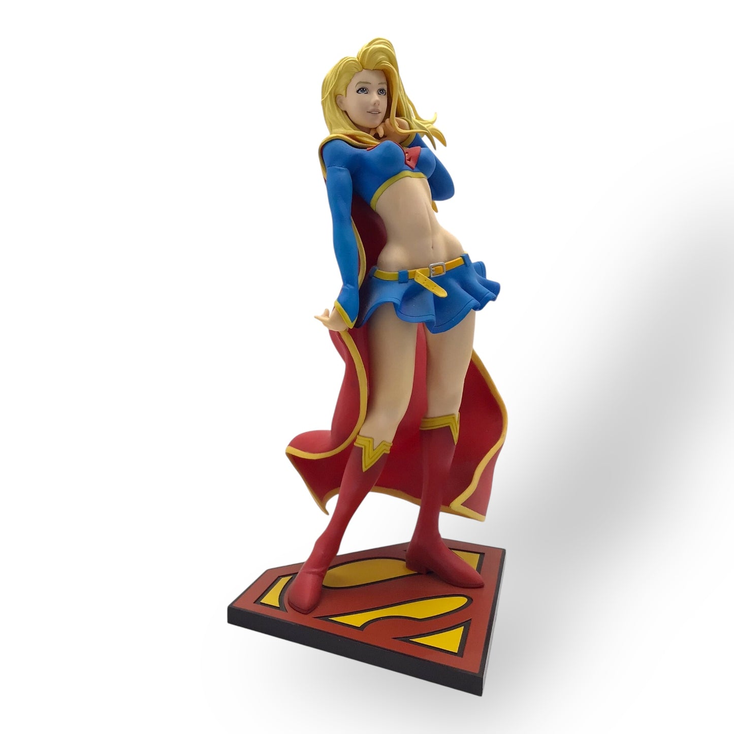 Kotobukiya Supergirl 1/6 Scale Pre-Painted PVC Statue - DC ArtFX Collectible