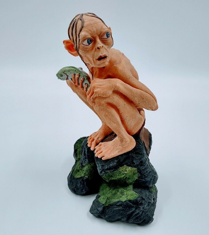 LOTR TWO TOWERS GOLLUM SMEAGOL STATUE