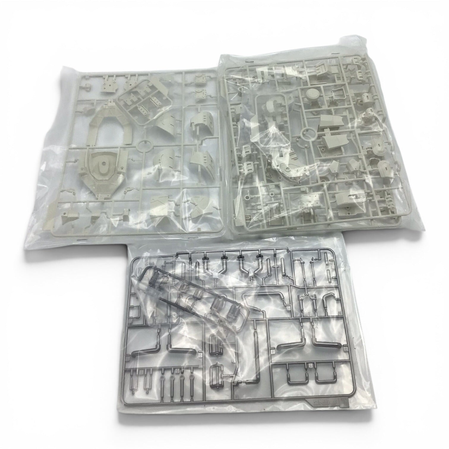 Lingcage Heavy Duty Mecha MU-2 White Shark 1/9