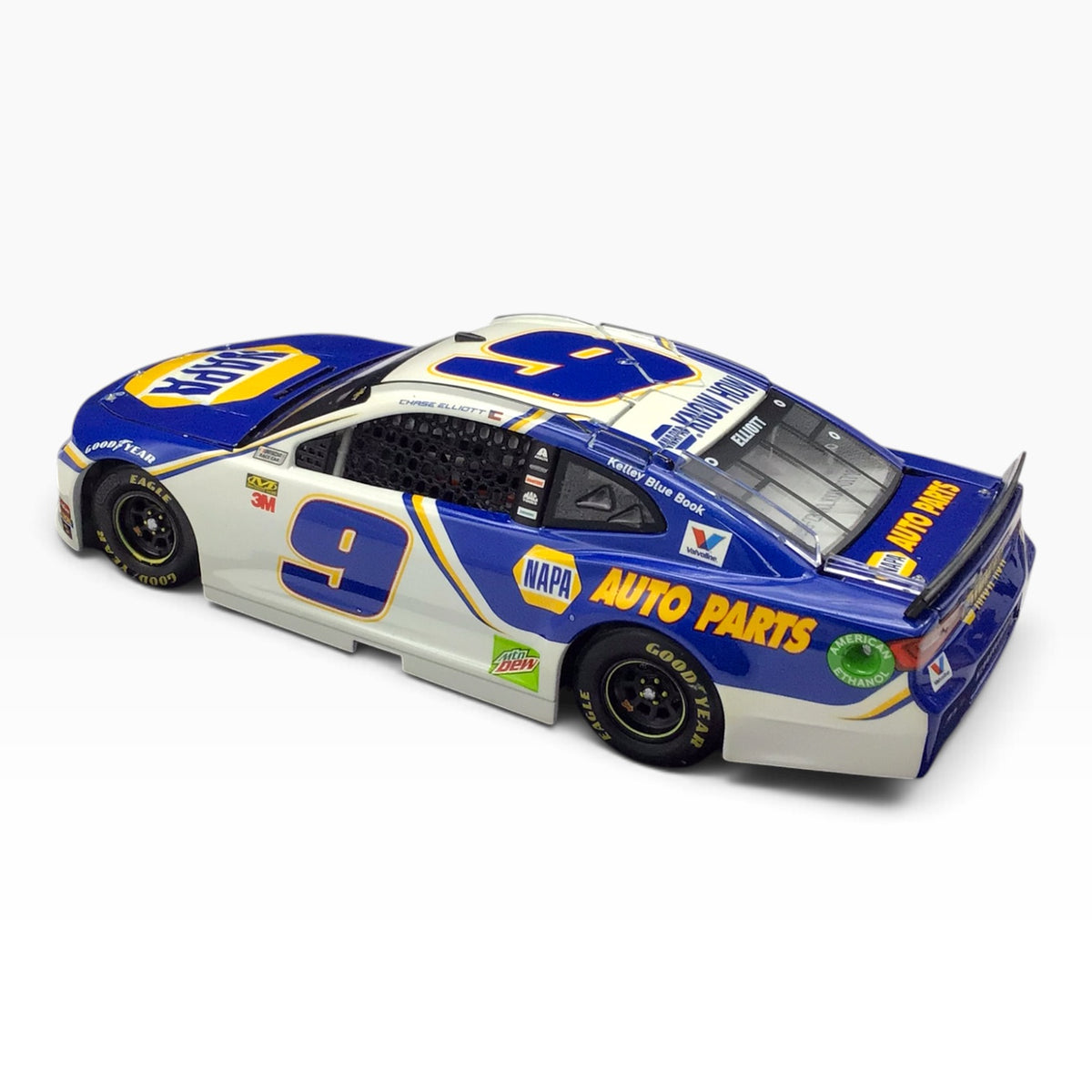 Lionel Racing Chase Elliott #9 NAPA 2019 Chevrolet Camaro NASCAR - Diecast 1:24 Scale