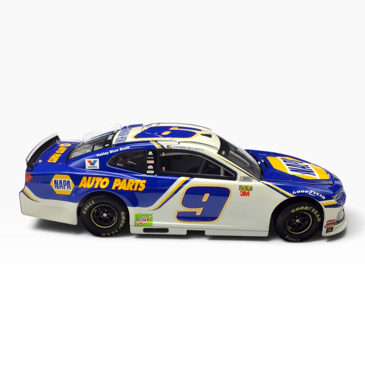 Lionel Racing Chase Elliott #9 NAPA 2019 Chevrolet Camaro NASCAR - Diecast 1:24 Scale