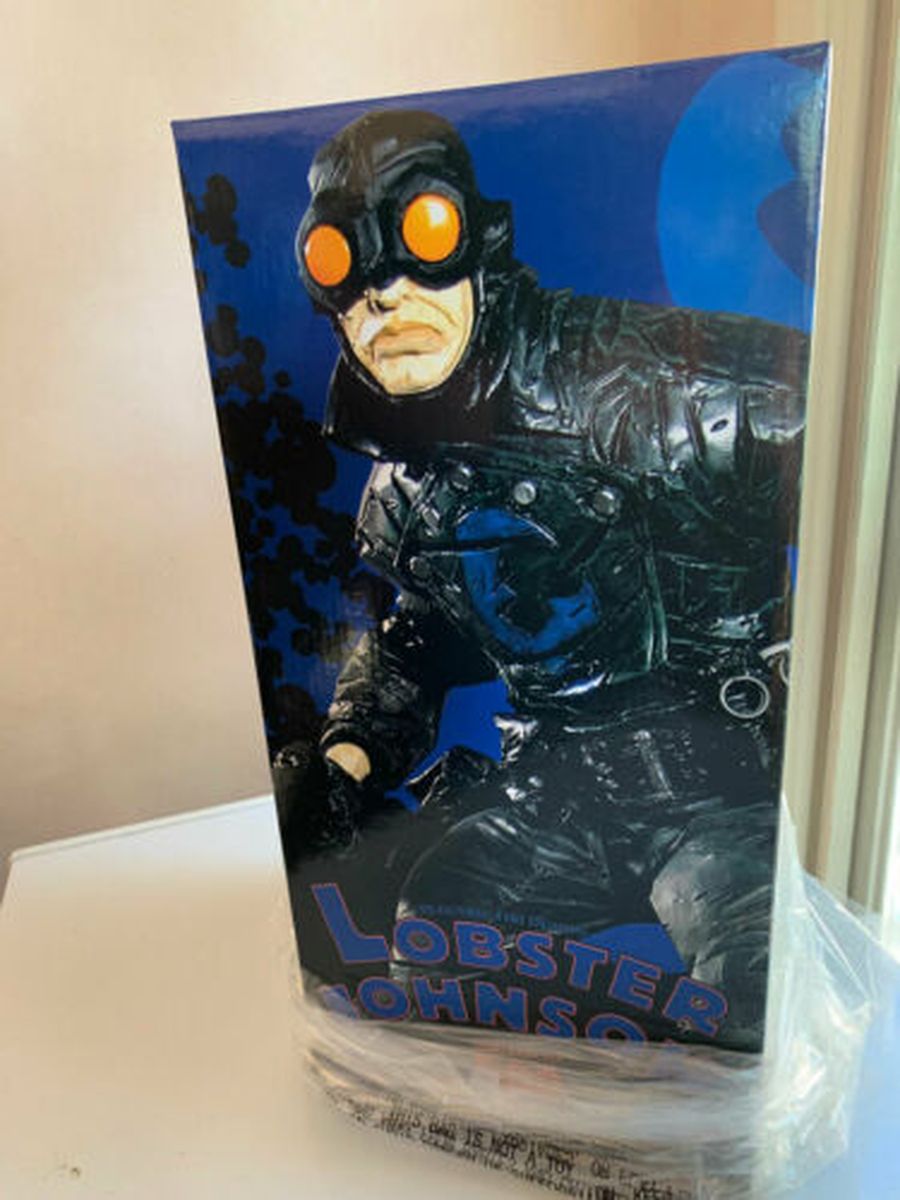 Lobster Johnson Statue - Hellboy Electric Tiki Design Limited Edition 165/500